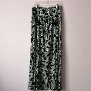 Comfy knit maxi skirt